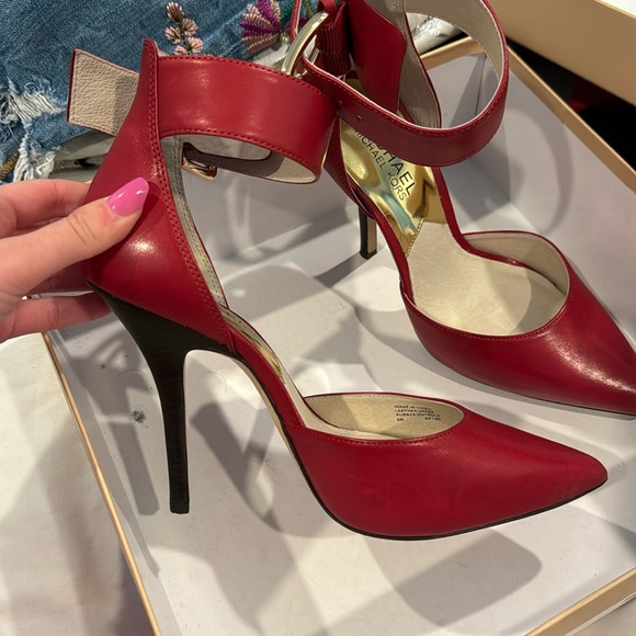 Michael Kors Kors red heels - Picture 1 of 3